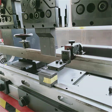 Автоматизированная фабричная гибочная машина с ЧПУ для гибки листового металла с электронным управлением
