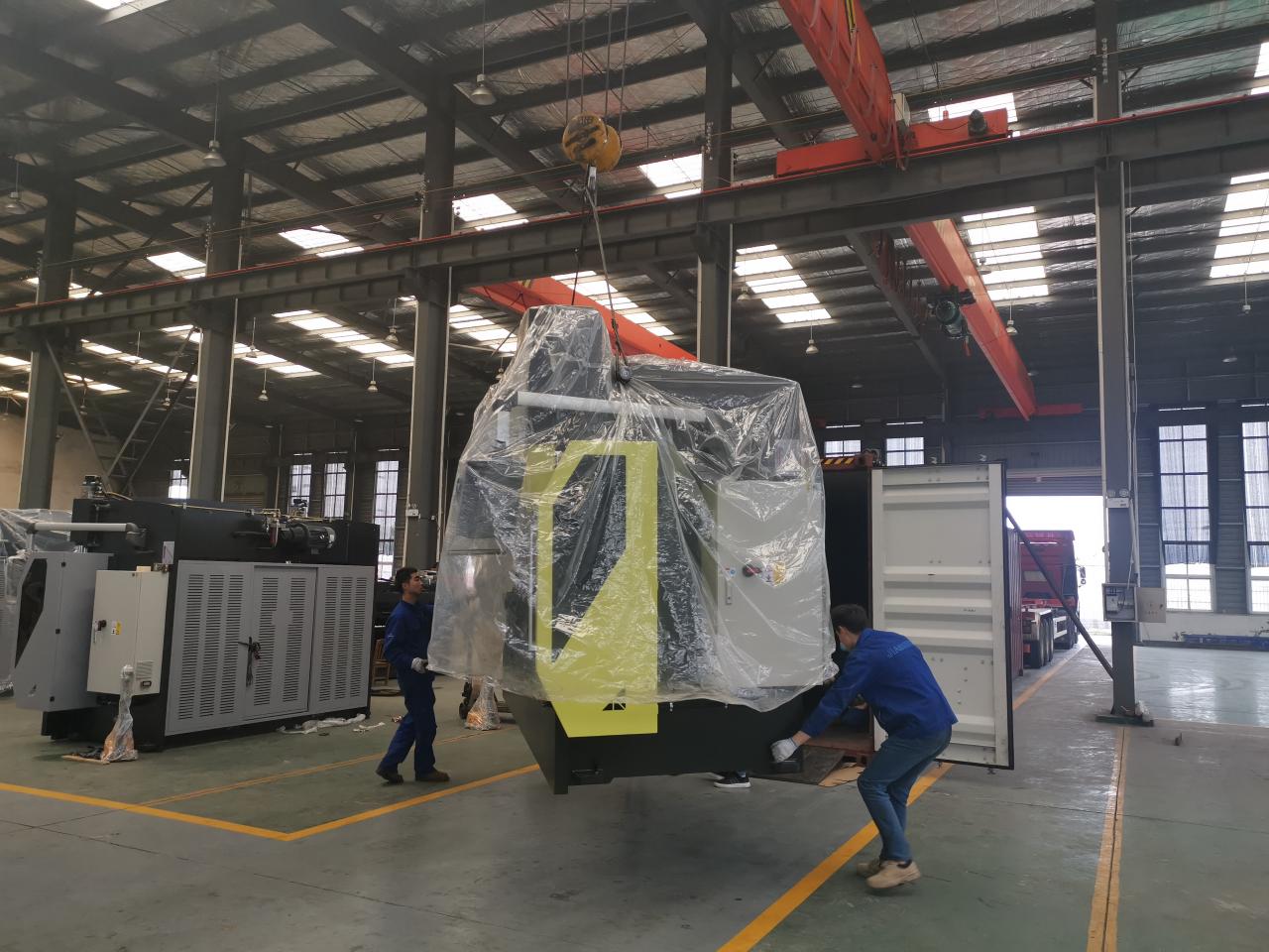 6mm*3200 Hydraulic Steel Plate Cutting Machinery Steel Plate Shearing Machine 6мм*3200 Гидравлический станок для резки стальных листов Станок для резки стальных листов