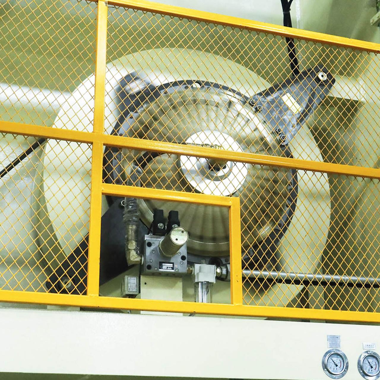 80-тонный штамповочный станок с ЧПУ Цена C-рамы Силовой пресс Небольшой гидравлический пресс-машина